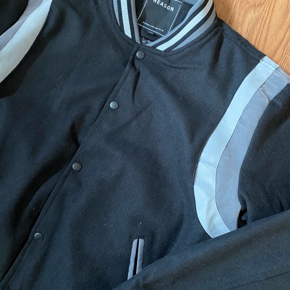 REASON CLOTHING WESTLAKE VARSITY JACKET BLACK LARGE - Picture 4 of 4